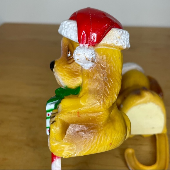 Vintage Christmas Dogs Plastic Mantle Stocking Holder Set Of 2 Candy Cane - Picture 11 of 16